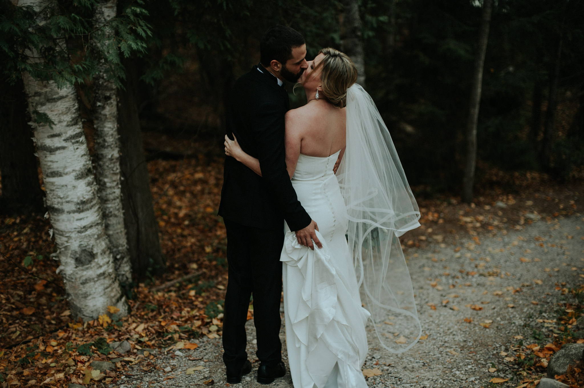 Intimate Cottage Wedding at Serenity Cottage in Owen Sound // Toronto wedding photographer Daring Wanderer 