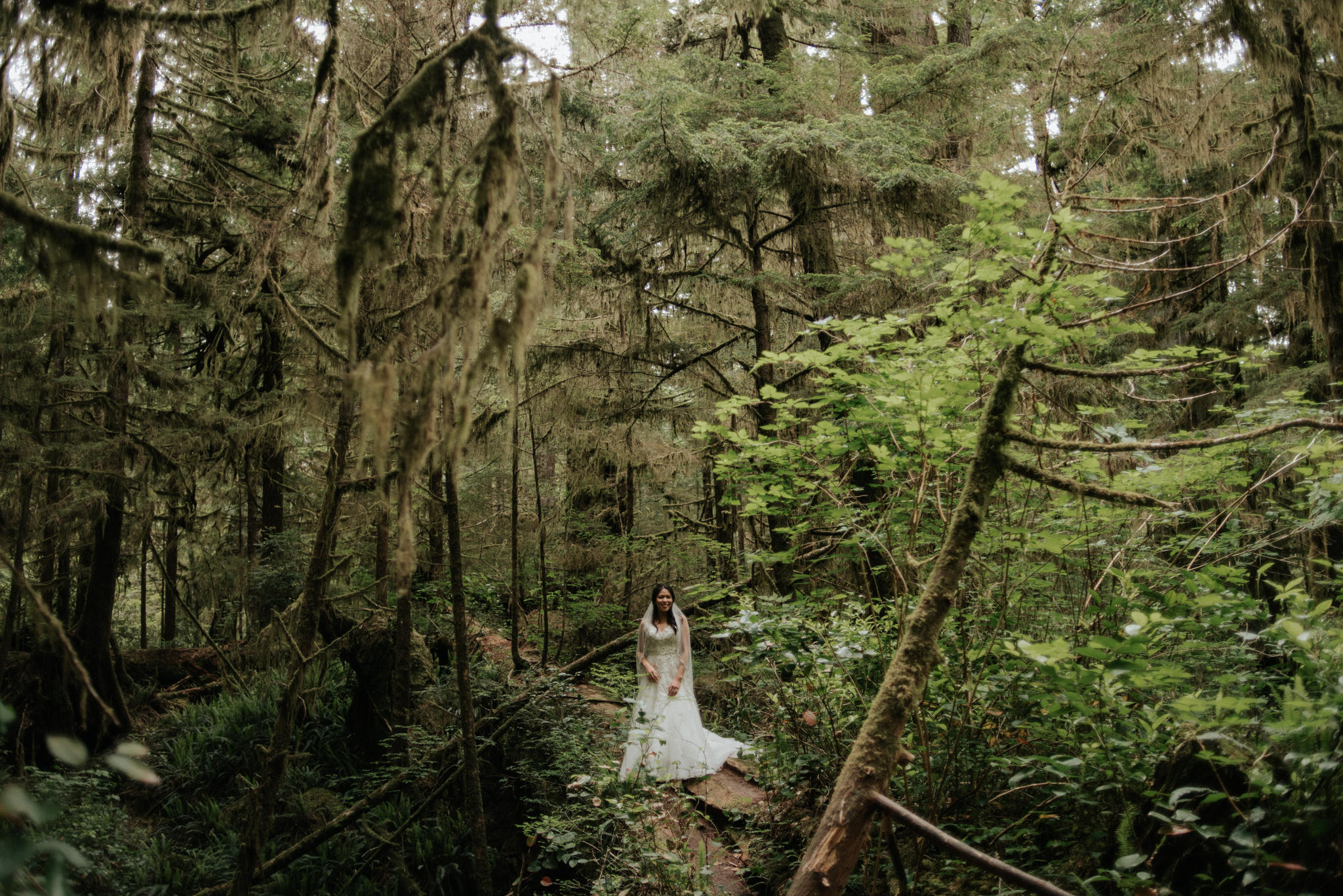 Pacific Rim National Park Wedding portraits