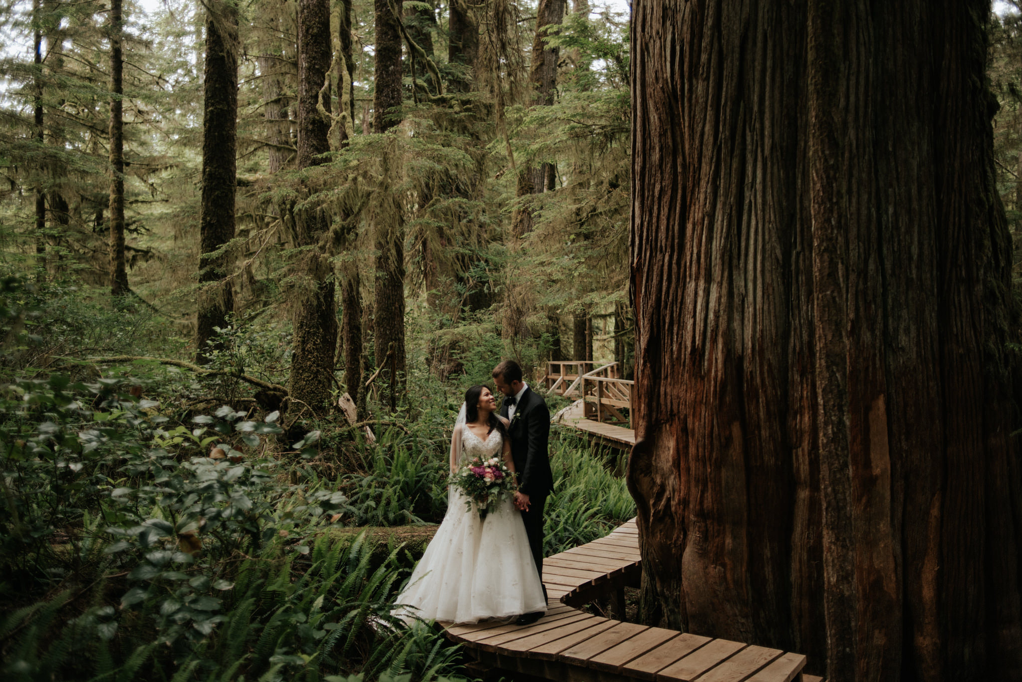 Vancouver Island elopement portraits