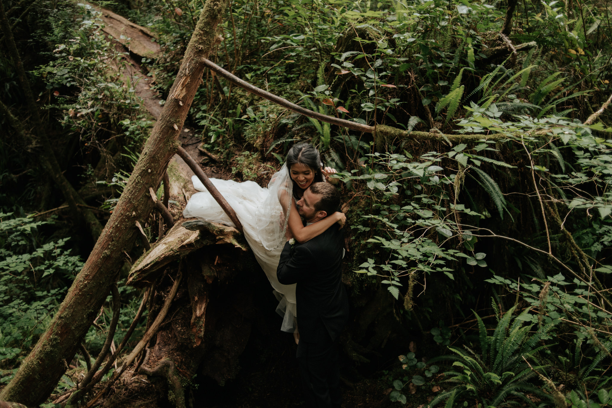 Vancouver Island elopement portraits