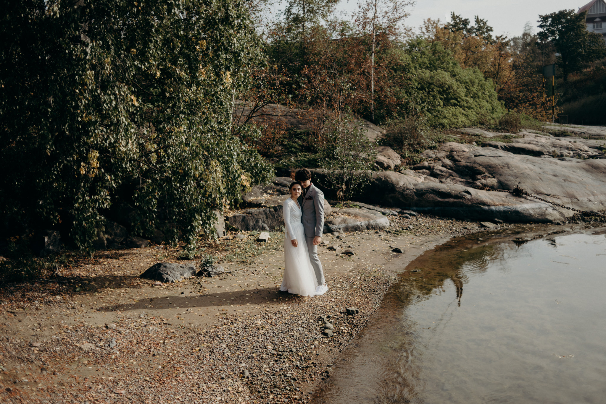 Valkosaaren Telakka wedding portraits