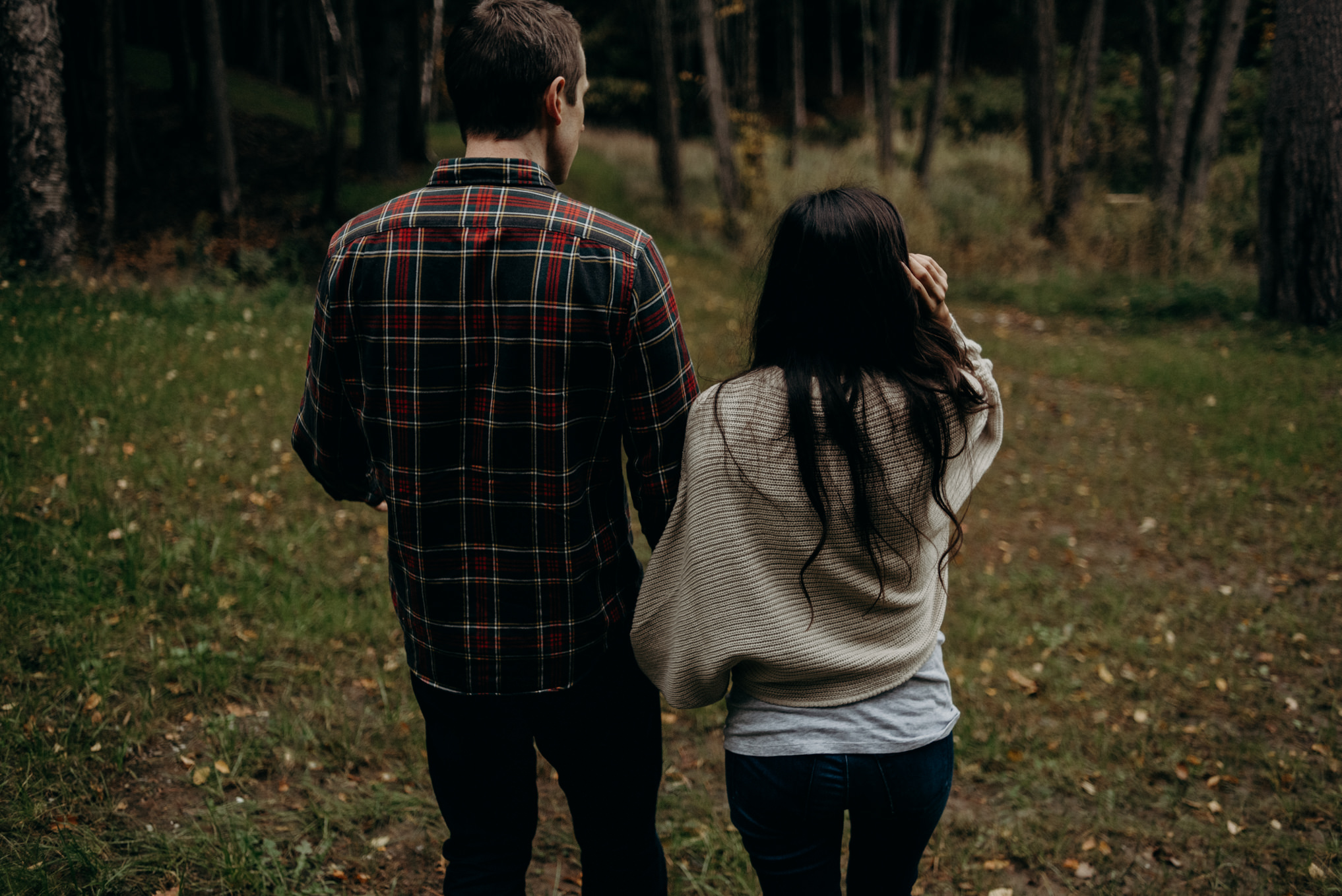 Fall couple shoot in the woods