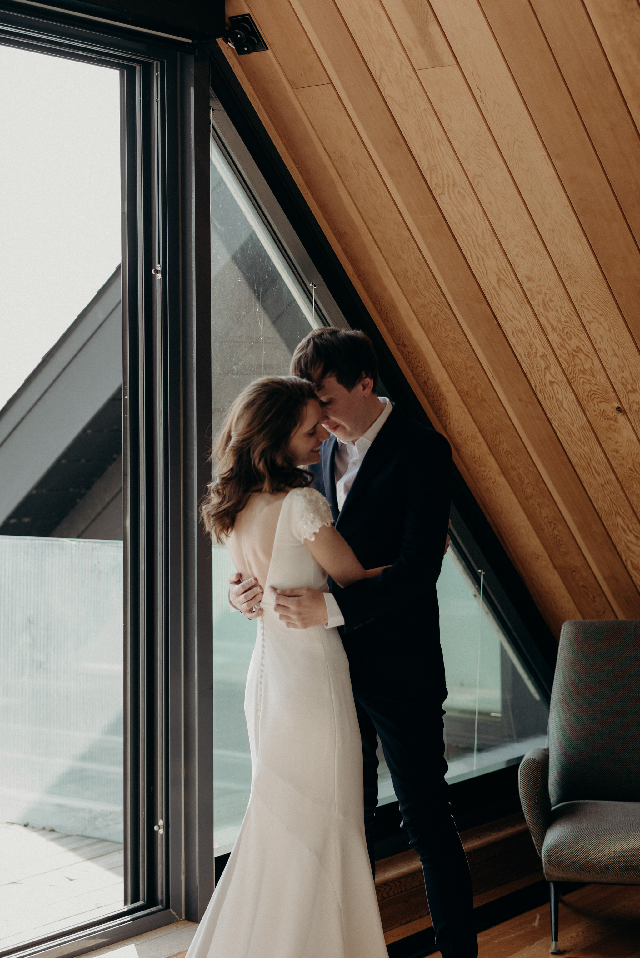 Drake Devonshire Elopement, wedding photos in owner's suite