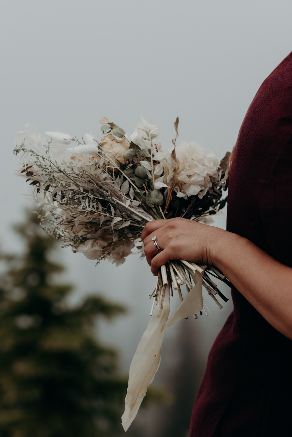 dried flower bouquet