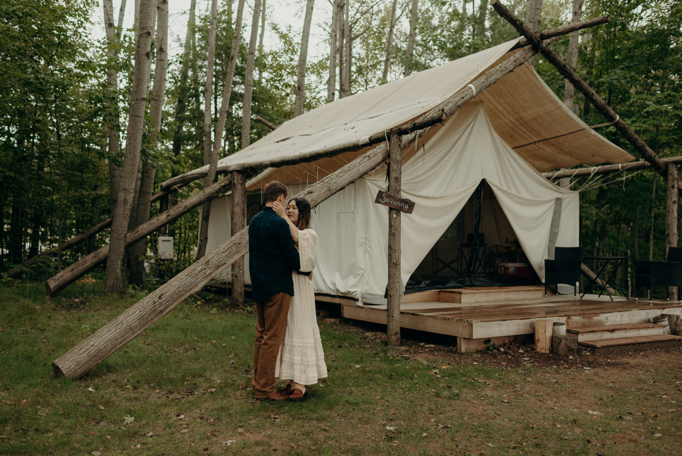 Glamping engagment session