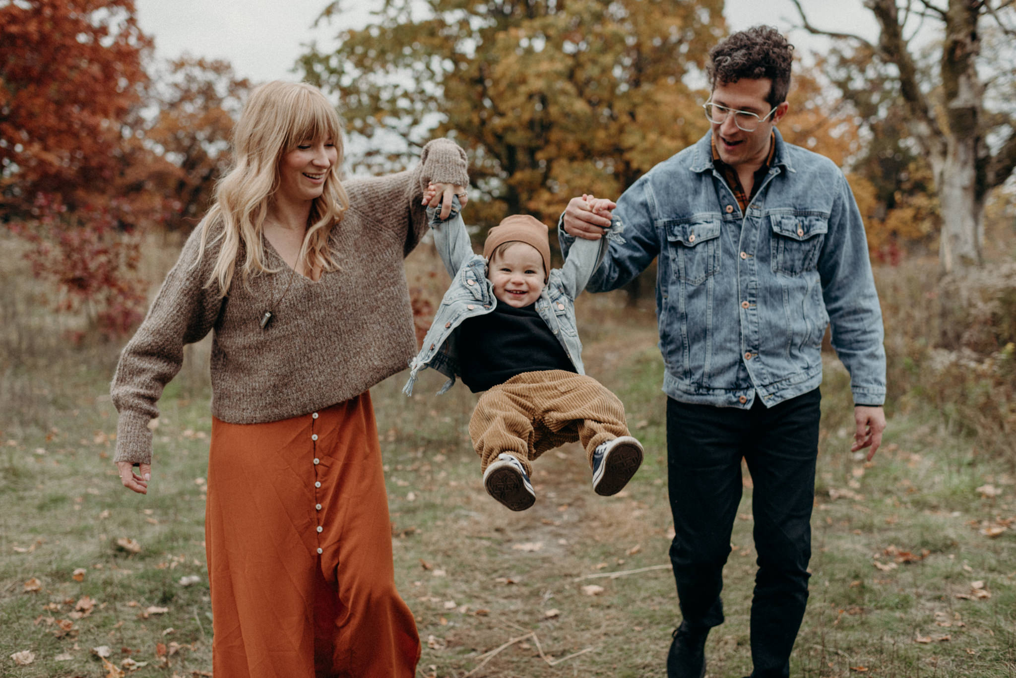 Fun High Park family portraits with Scarlet O'Neill and Anthony Carone