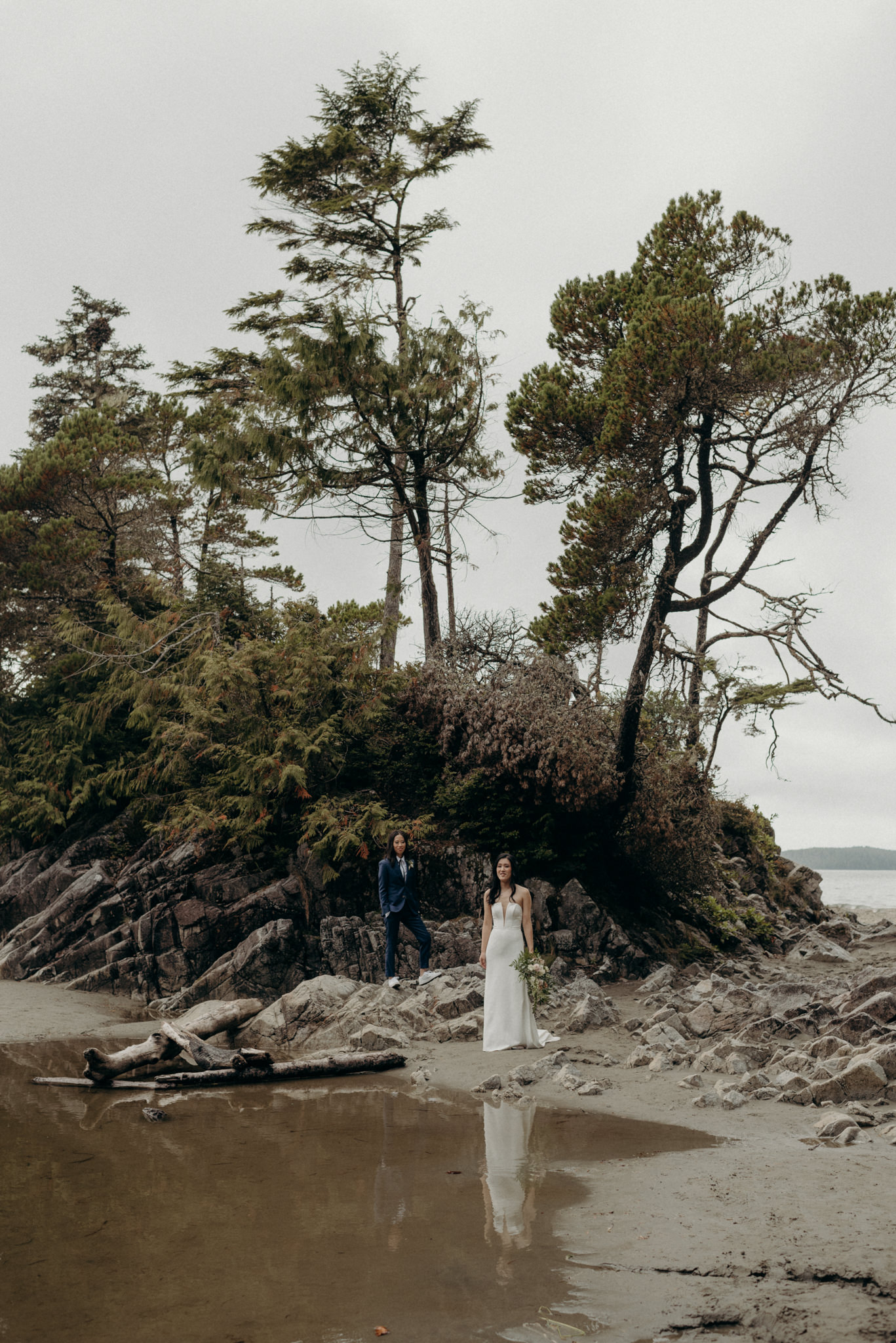 same sex adventure elopement in Tofino