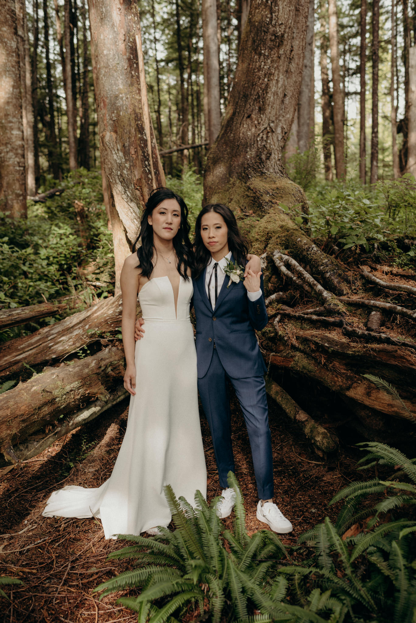 Same sex elopement in Tofino