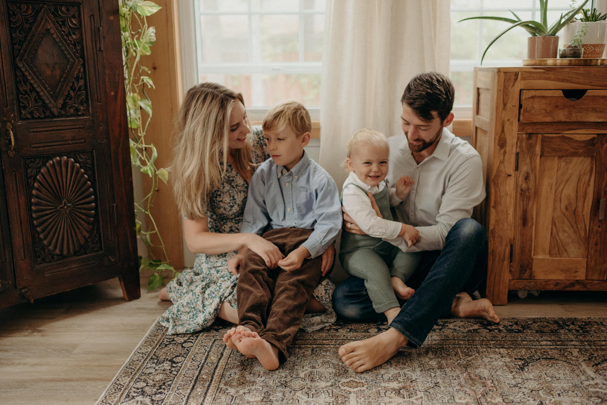 Aylmer family shoot at home