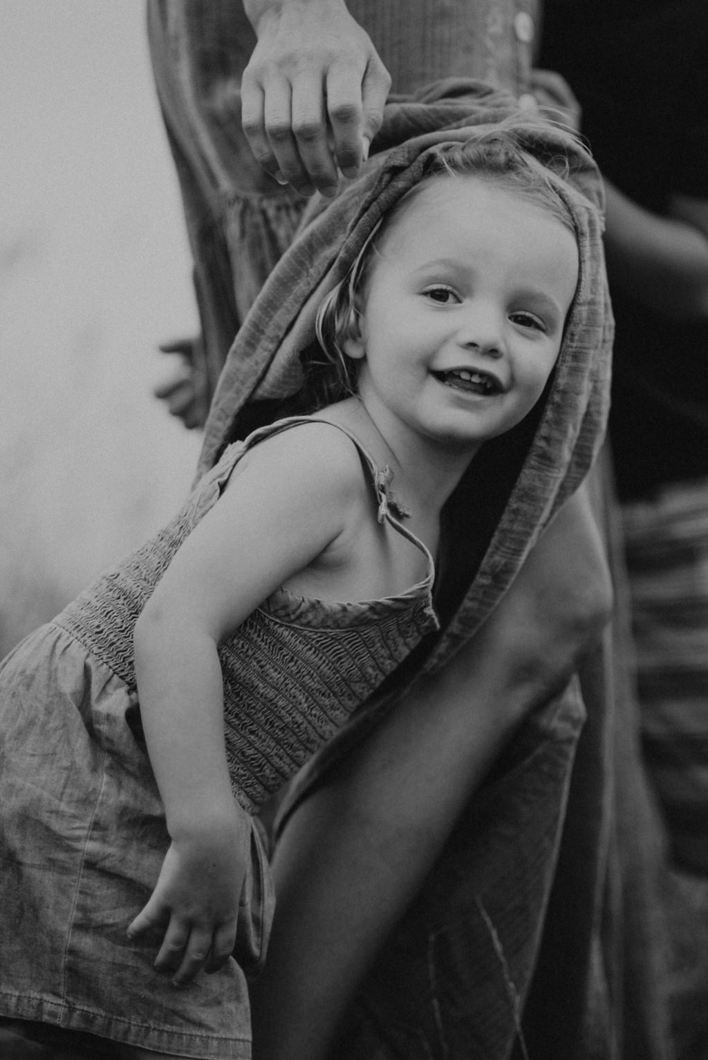 Rainy Ontario family shoot