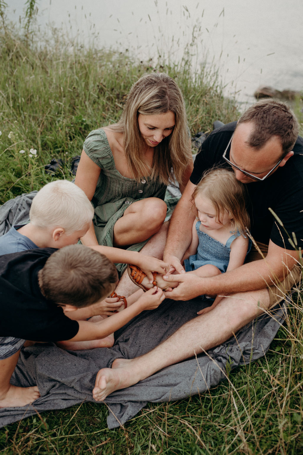 Rainy Toronto Family photos