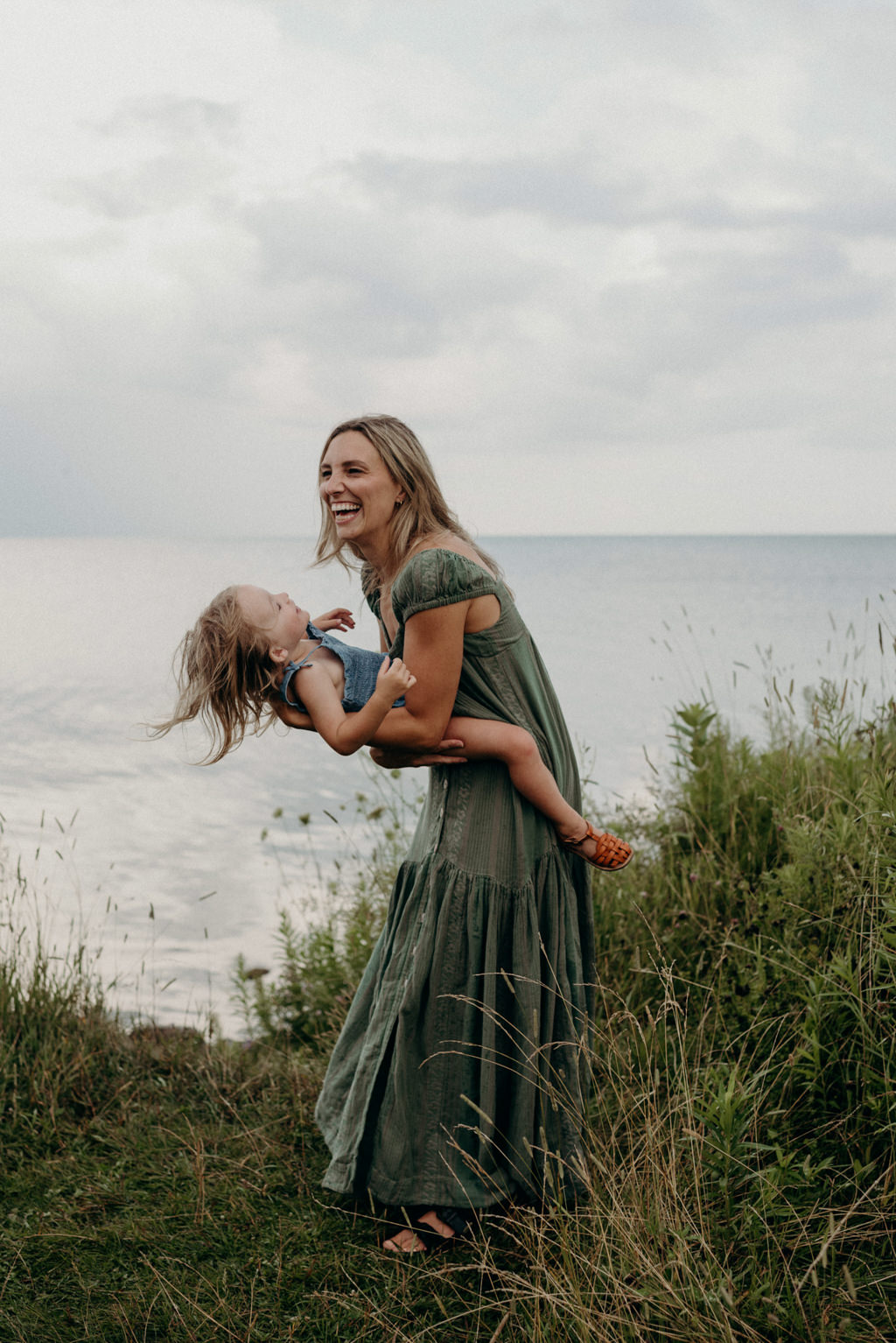 Rainy Toronto Family photos