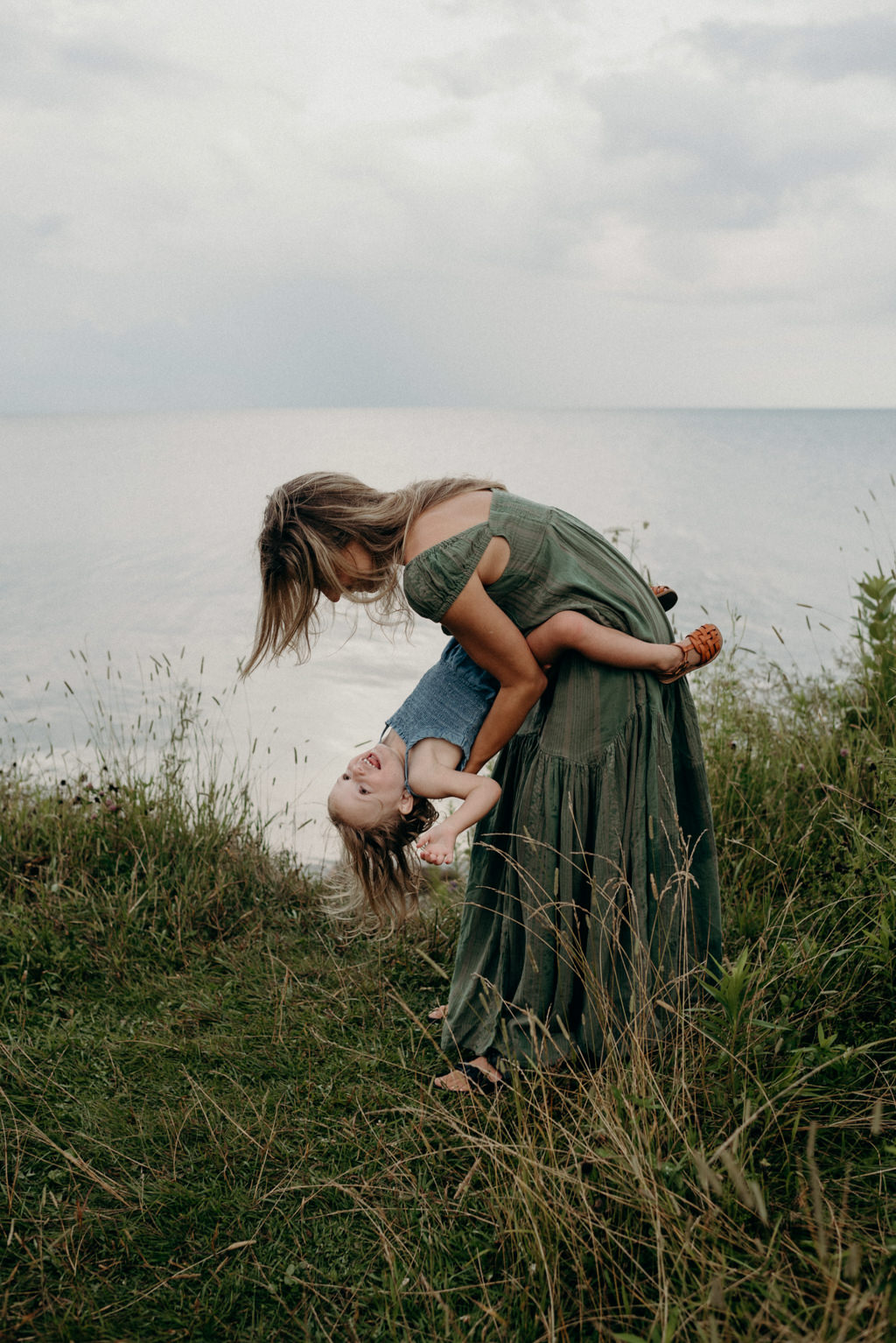 Rainy Toronto Family photos