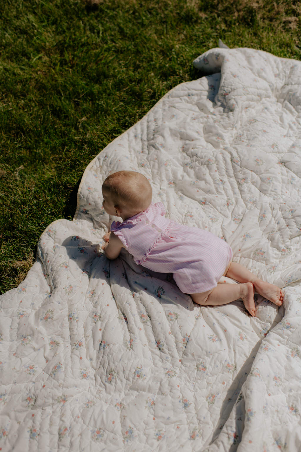 At-Home Family Shoot in Port Perry, Ontario