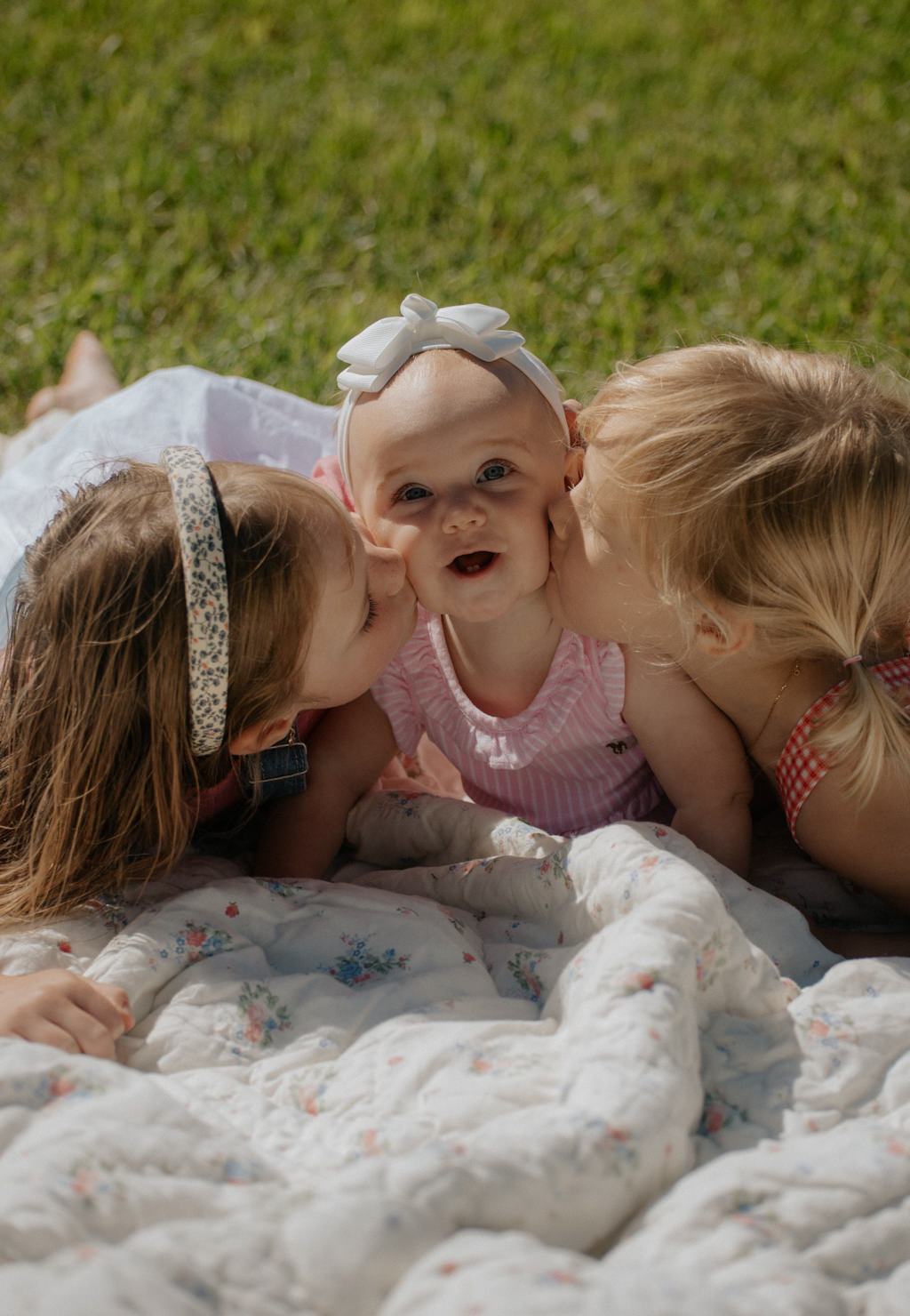 At-Home Family Shoot in Port Perry, Ontario