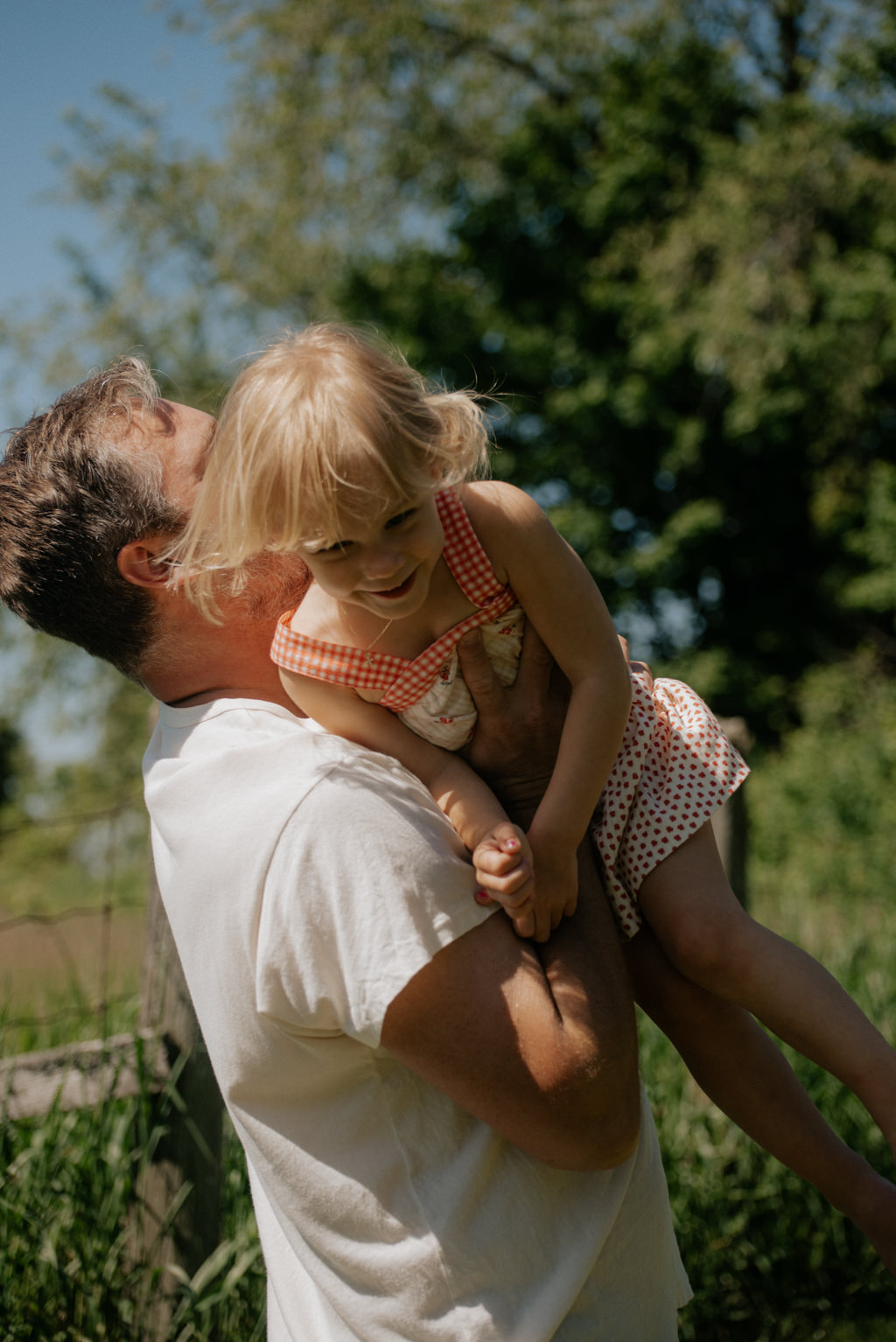 At-Home Family Shoot in Port Perry, Ontario