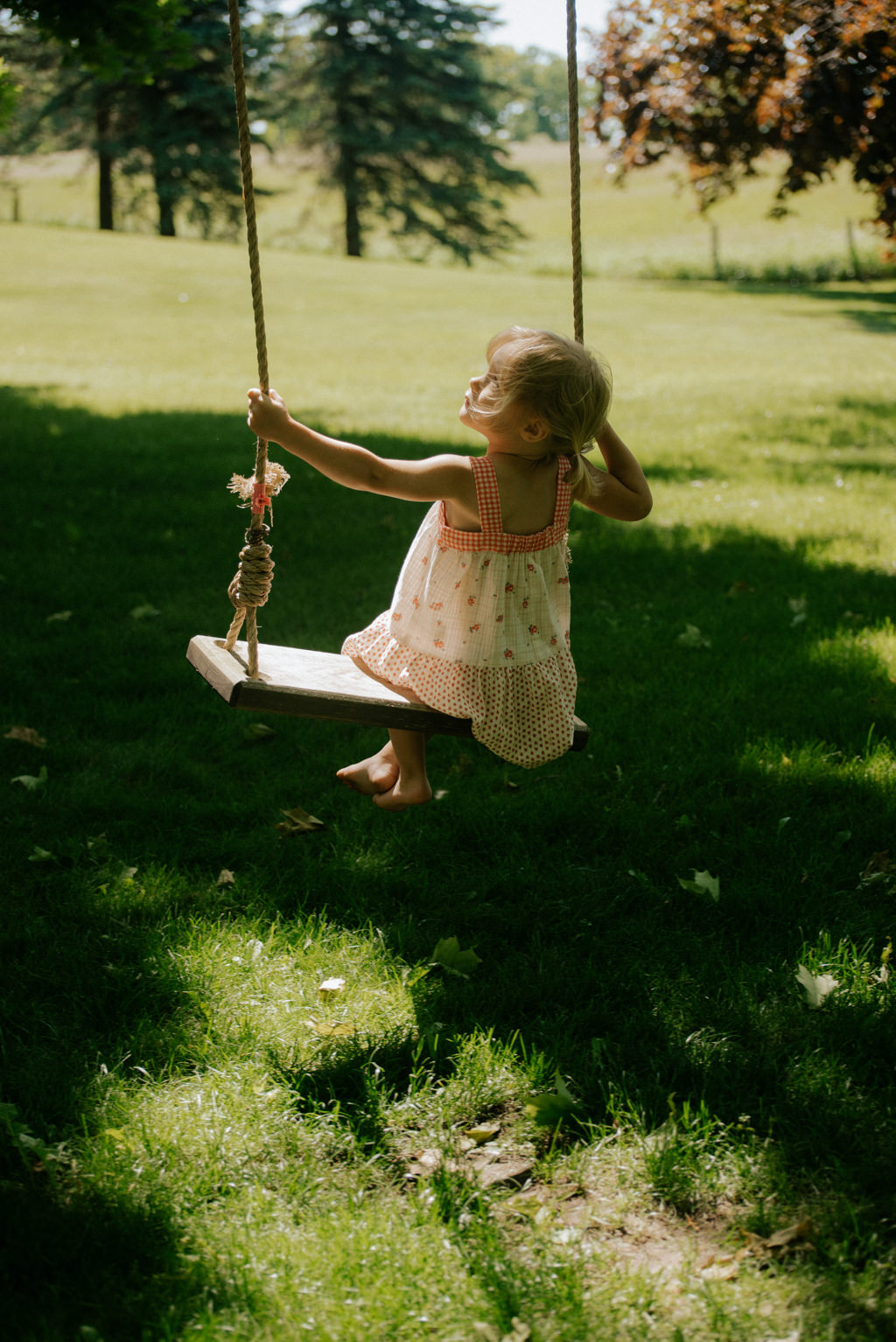 At-Home Family Shoot in Port Perry, Ontario